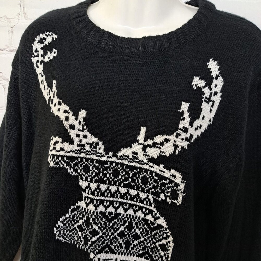 Studio 8T NEW Christmas Cozy Sweater Size Medium - Picture 2 of 8